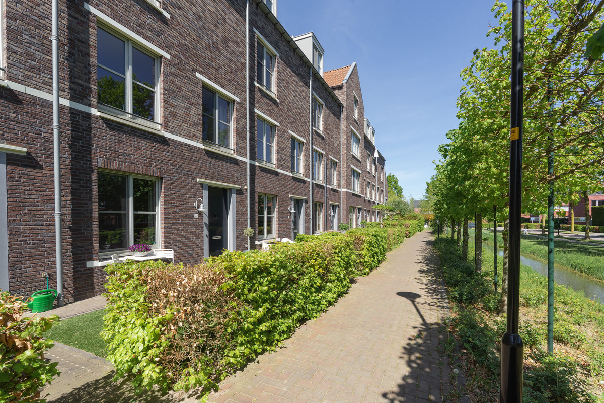 Tussenwoning te koop: Hoefslag 20, Bemmel
