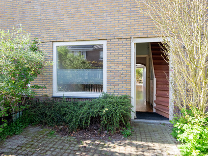 Ambachtstraat 64