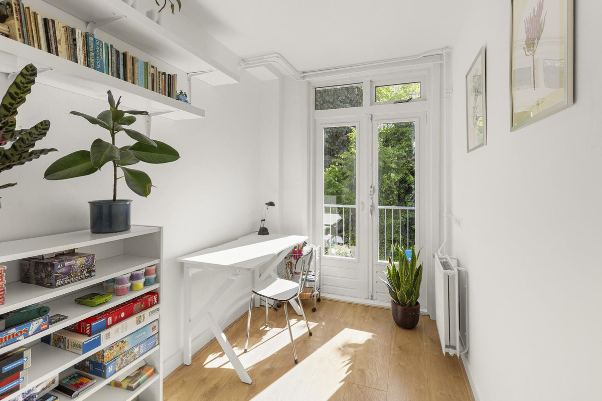 Studio te koop: Solebaystraat 82H, Amsterdam