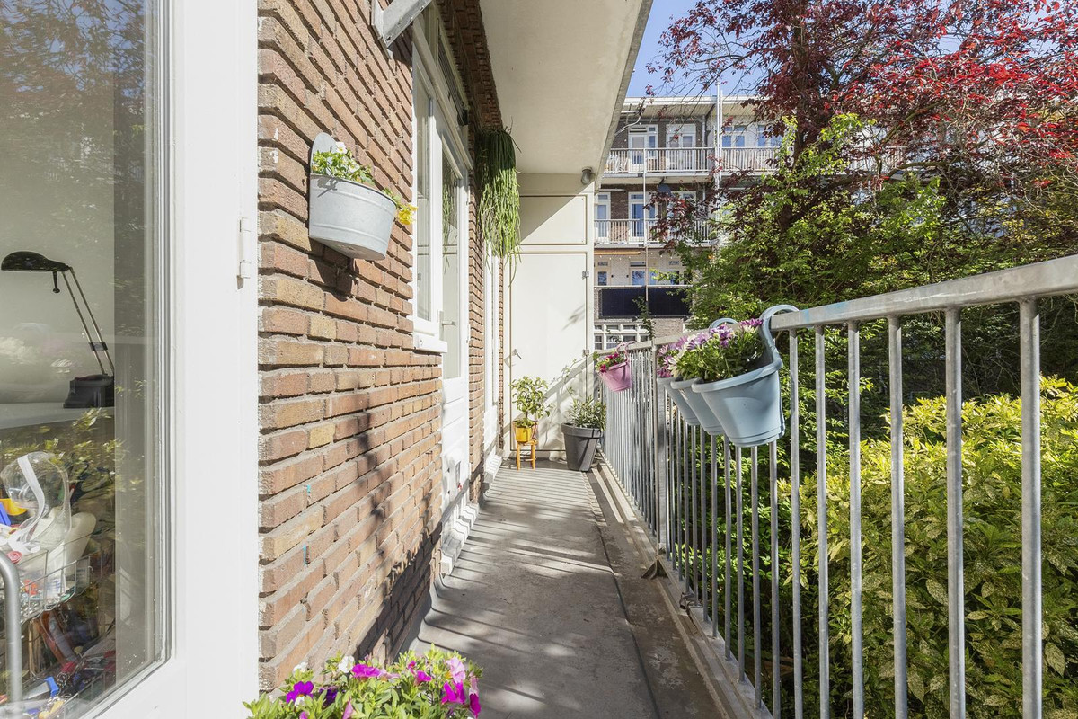 Studio te koop: Solebaystraat 82H, Amsterdam