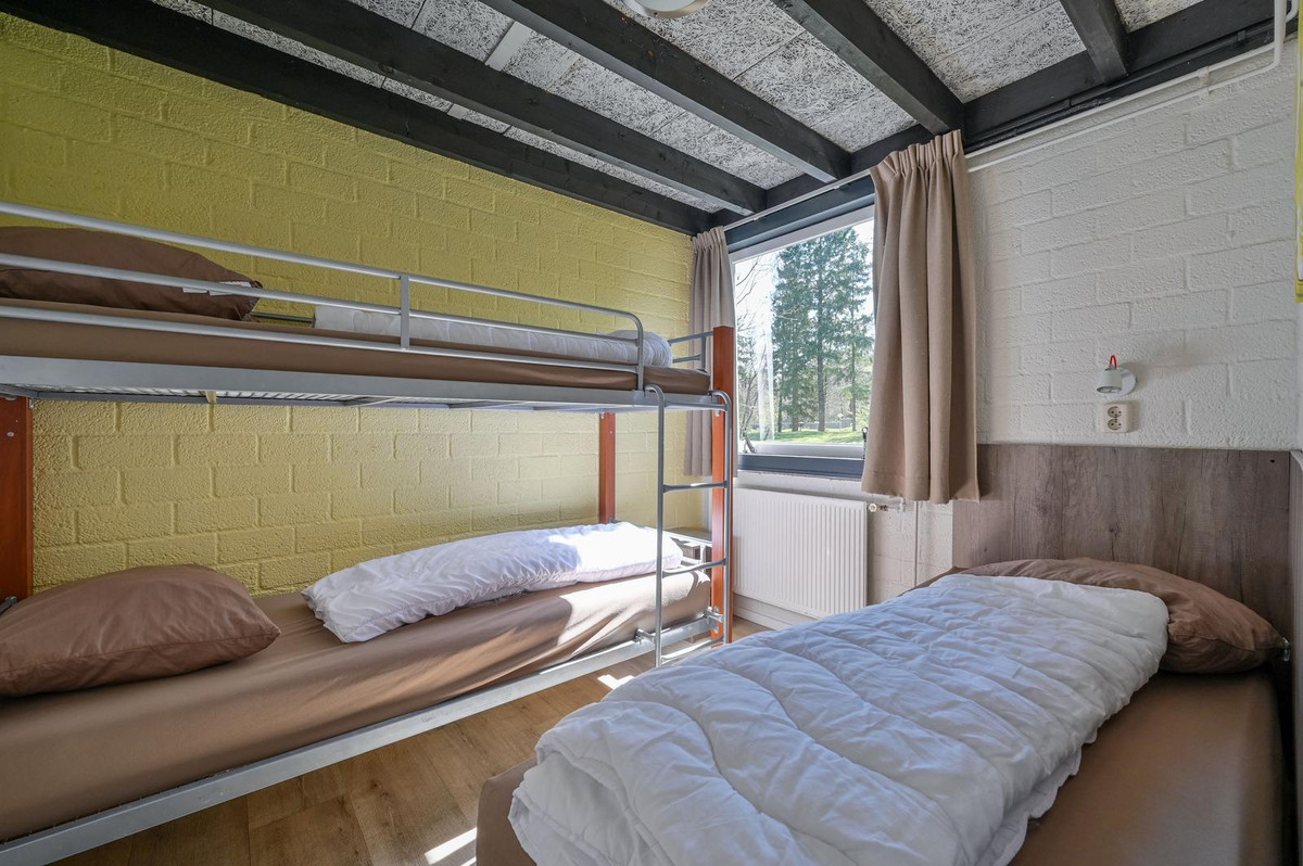 Tussenwoning te koop: Vennenbos 114, Hapert