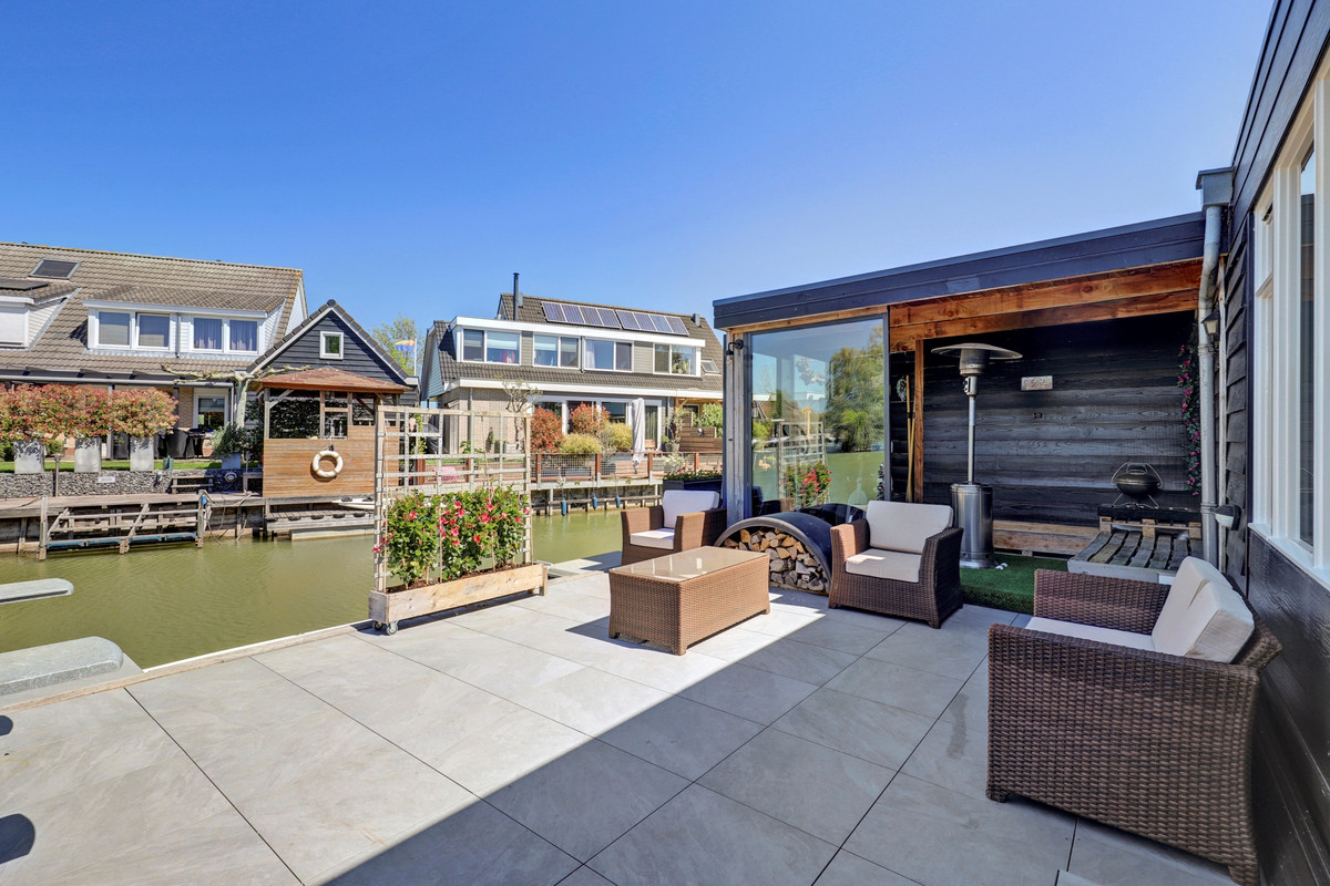 Hoekwoning te koop: Betuwe Singel 4, Lienden