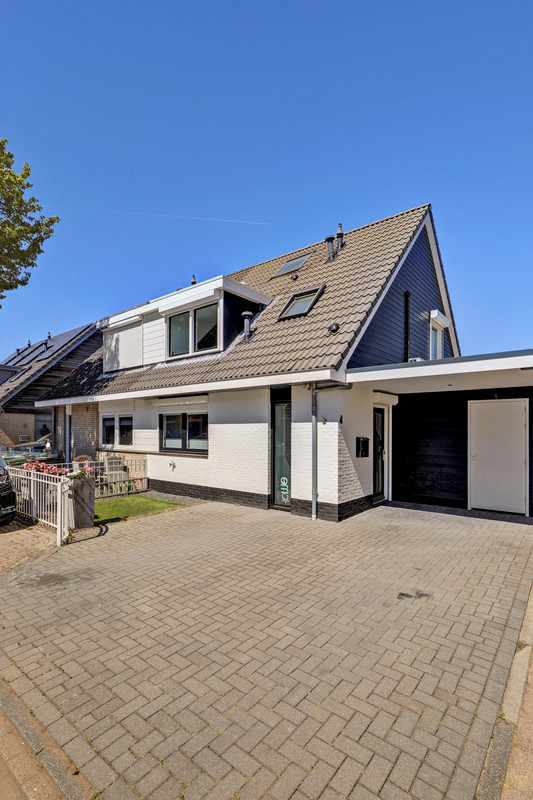 Hoekwoning te koop: Betuwe Singel 4, Lienden
