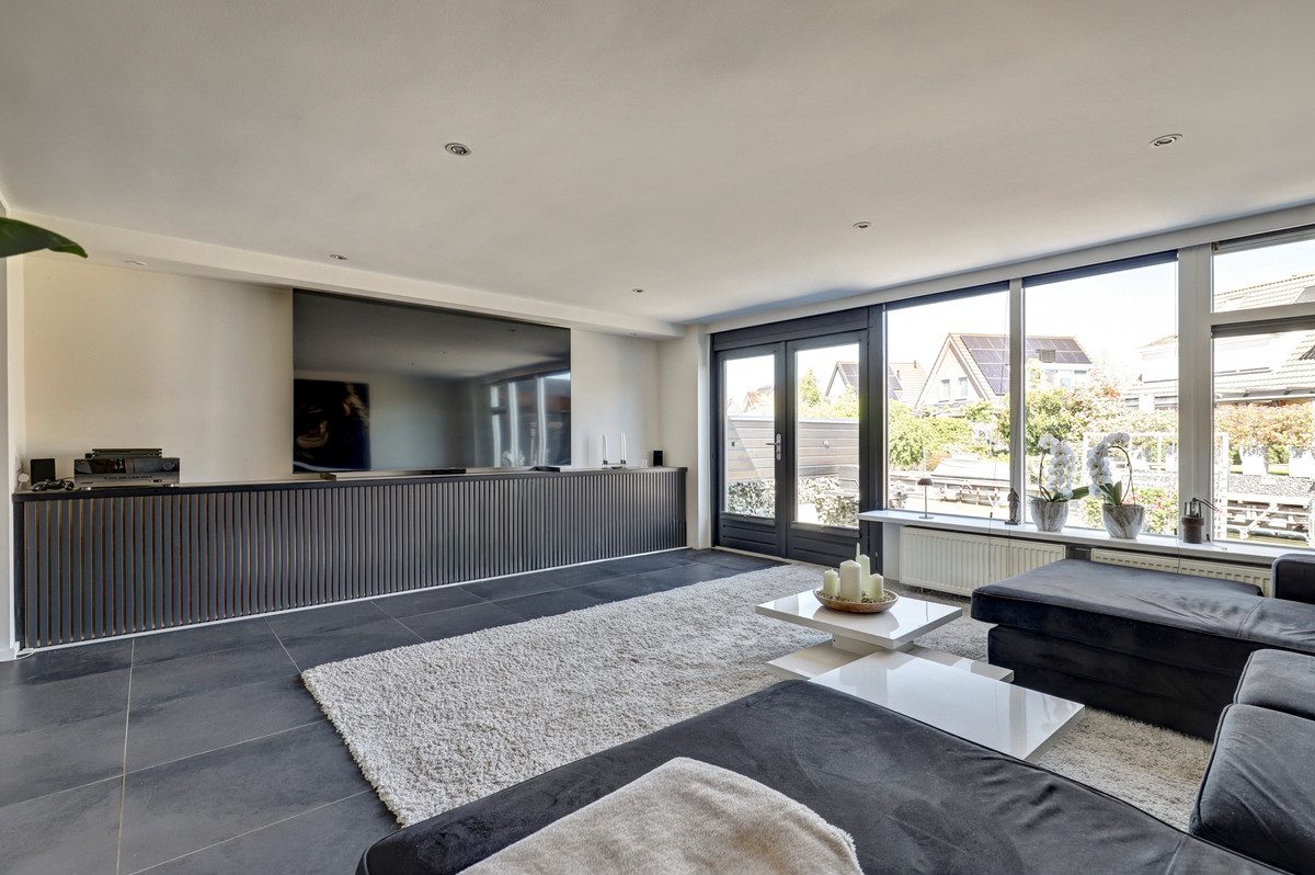Hoekwoning te koop: Betuwe Singel 4, Lienden