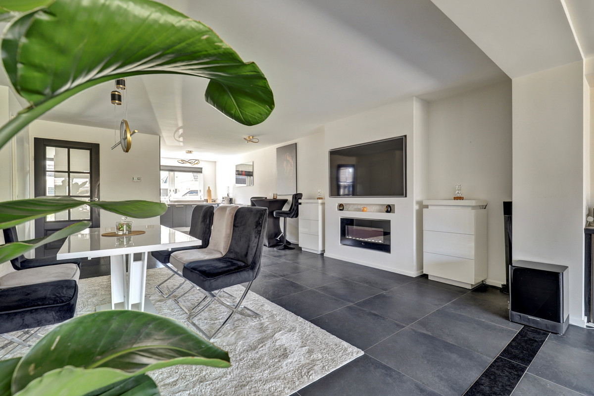 Hoekwoning te koop: Betuwe Singel 4, Lienden