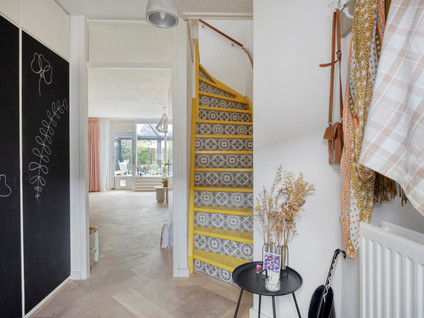 Henriette Roland-Holststraat 24