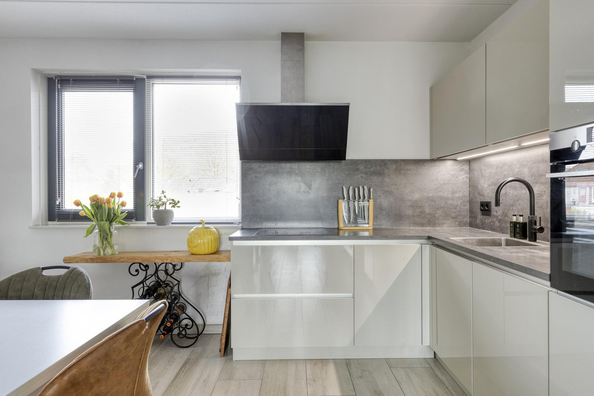 Hoekwoning te koop: Rozenstraat 80, Tilburg