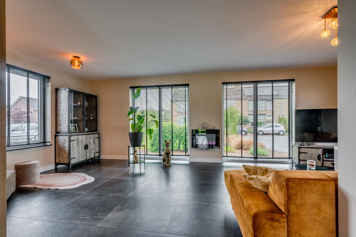 Vrijstaande woning te koop: Huiskampweg 24, Venlo