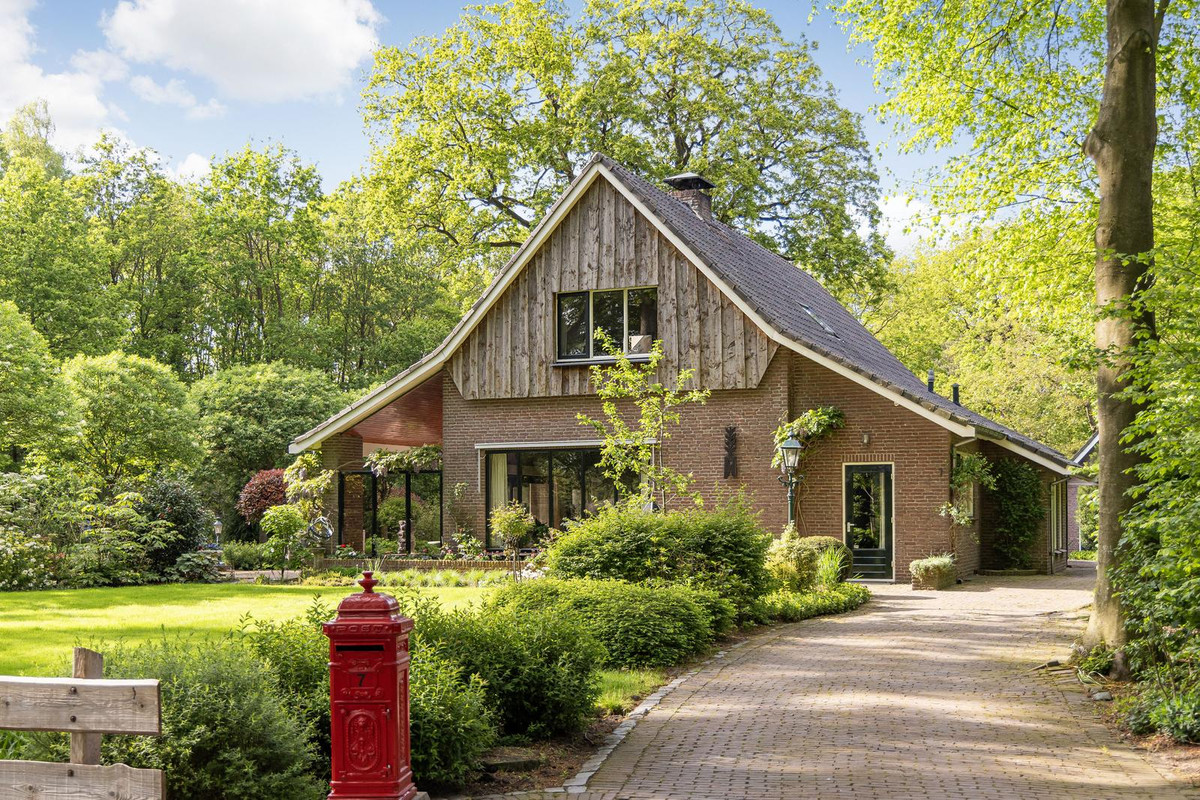 Vrijstaande woning te koop: Polhaarweg 7, Neede