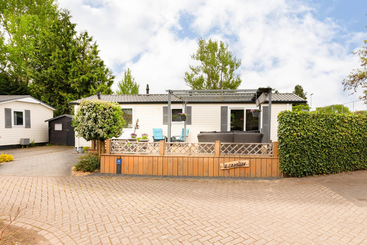 Vrijstaande woning te koop: Bato'sweg 11C39, Putten