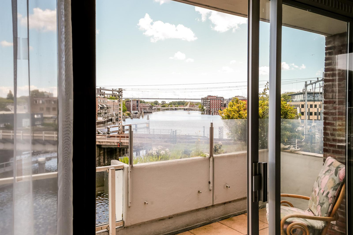Appartement te koop: Westzijde 442, Zaandam