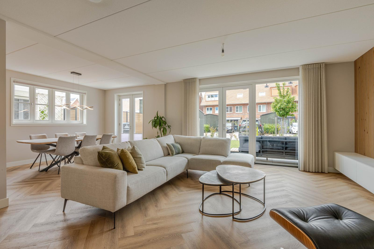 Hoekwoning te koop: Warmoldstraat 77B, Rotterdam