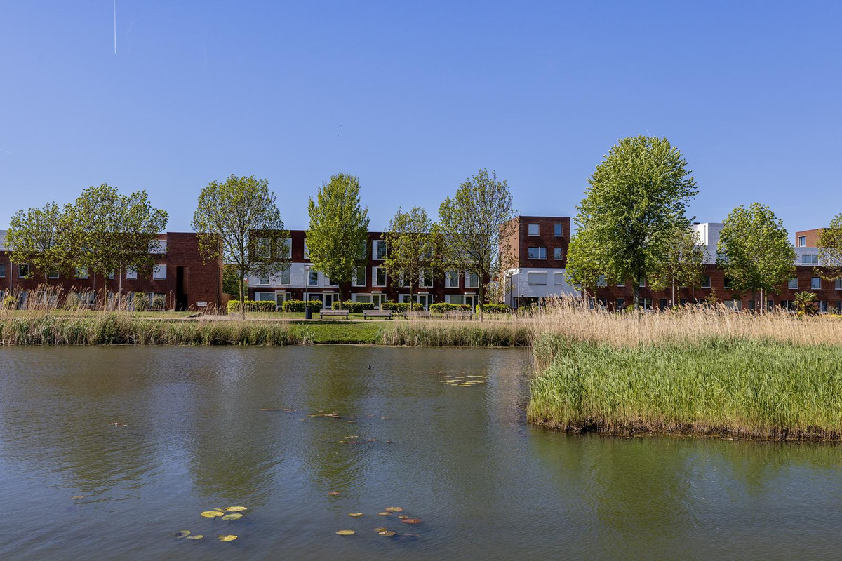 Tussenwoning te koop: Korfoepad 113, Rotterdam