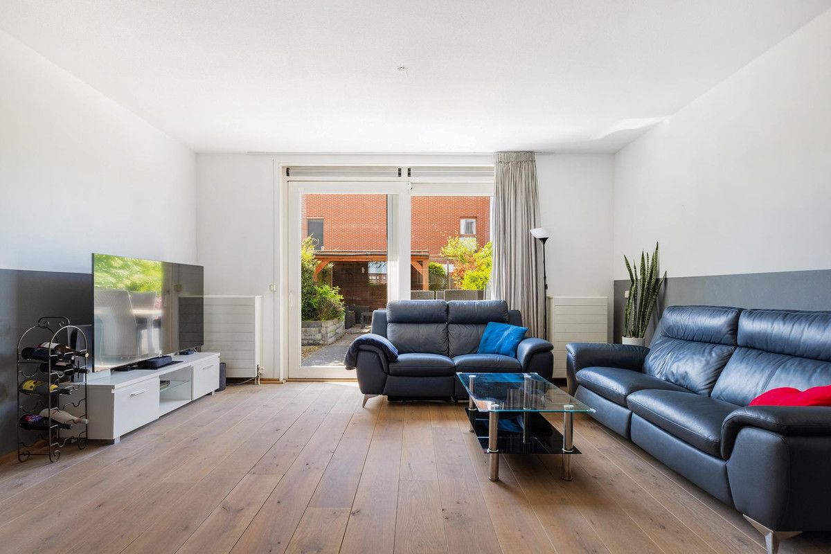 Tussenwoning te koop: Korfoepad 113, Rotterdam