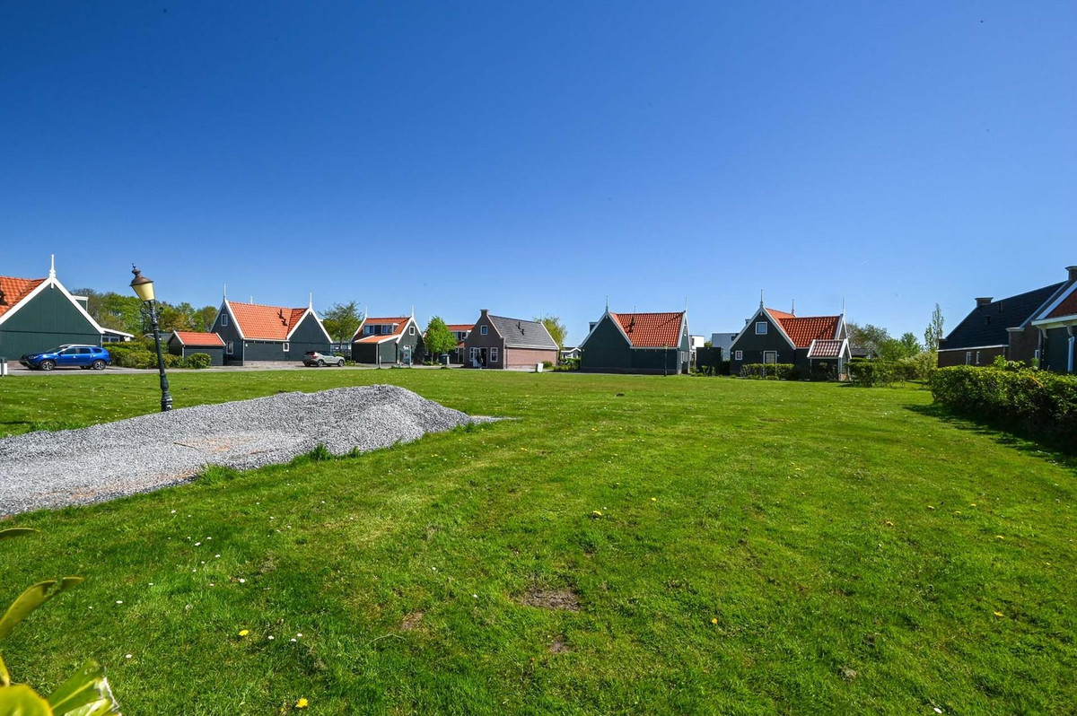 Vrijstaande woning te koop: Burgemeester Dalenbergstraat 50-230, West-Graftdijk