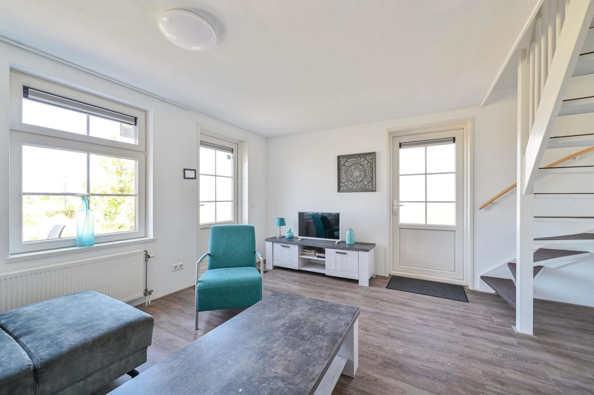 Vrijstaande woning te koop: Burgemeester Dalenbergstraat 50-230, West-Graftdijk