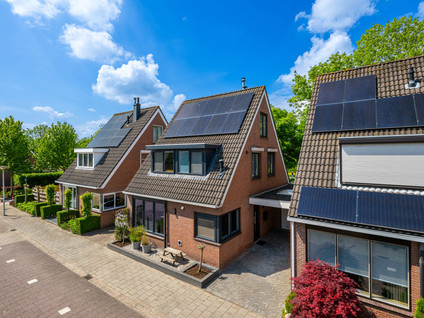 Tussenwoning te koop: Begoniaveld 63, Zuidplas Velden Nieuwerkerk A/D Ijssel