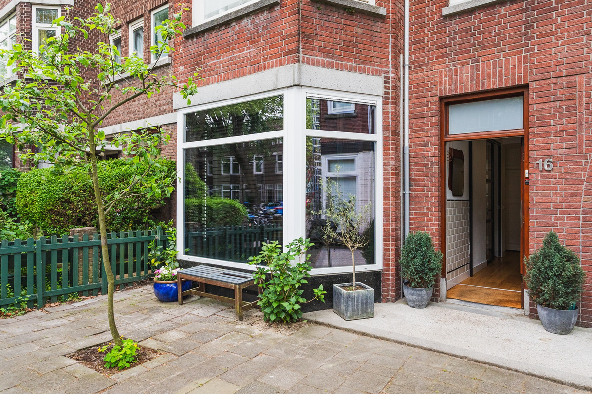 Appartement te koop: Caan van Necklaan 16, Rijswijk