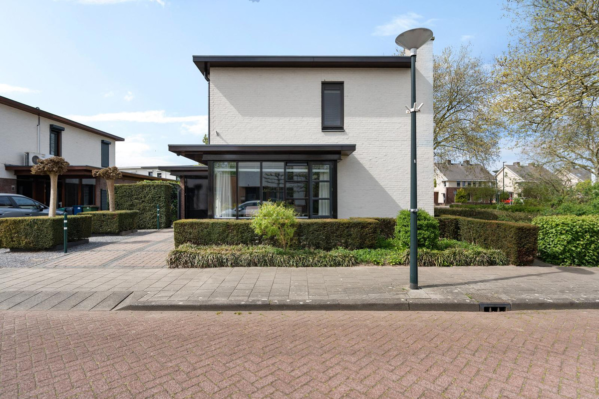 Vrijstaande woning te koop: Mars 2, Schijndel