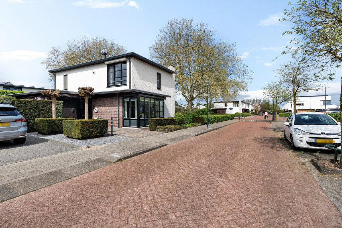 Vrijstaande woning te koop: Mars 2, Schijndel