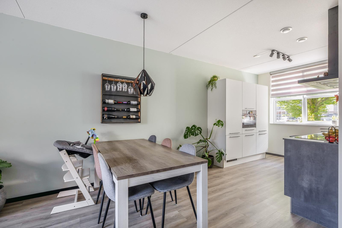 Tussenwoning te koop: Paul Guillaumestraat 44, Tegelen