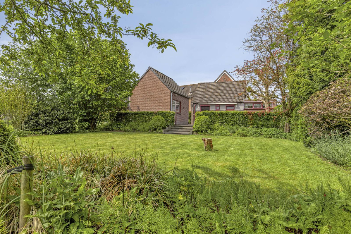 Vrijstaande woning te koop: Hogendijk 6, Nieuw-Vossemeer