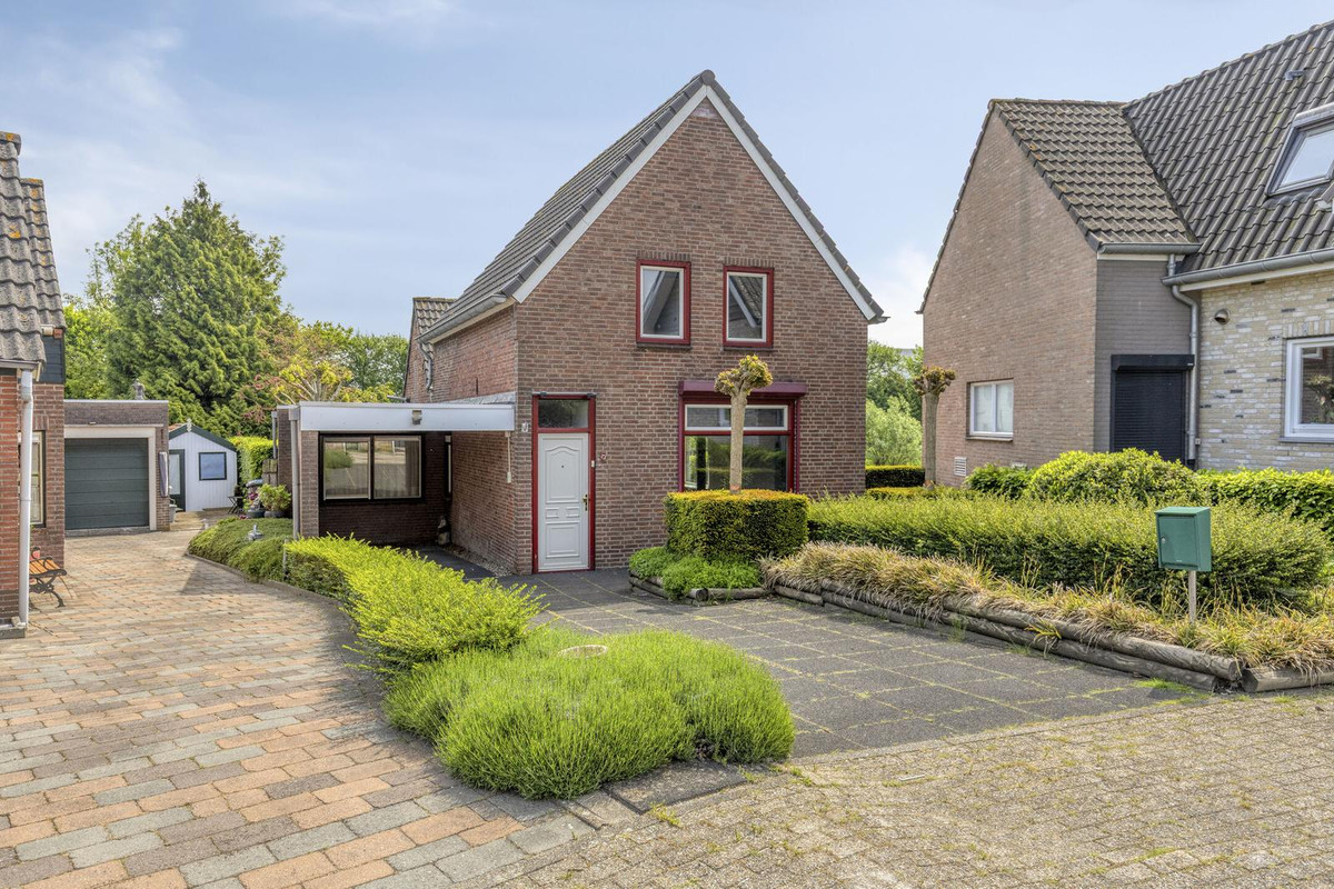 Vrijstaande woning te koop: Hogendijk 6, Nieuw-Vossemeer