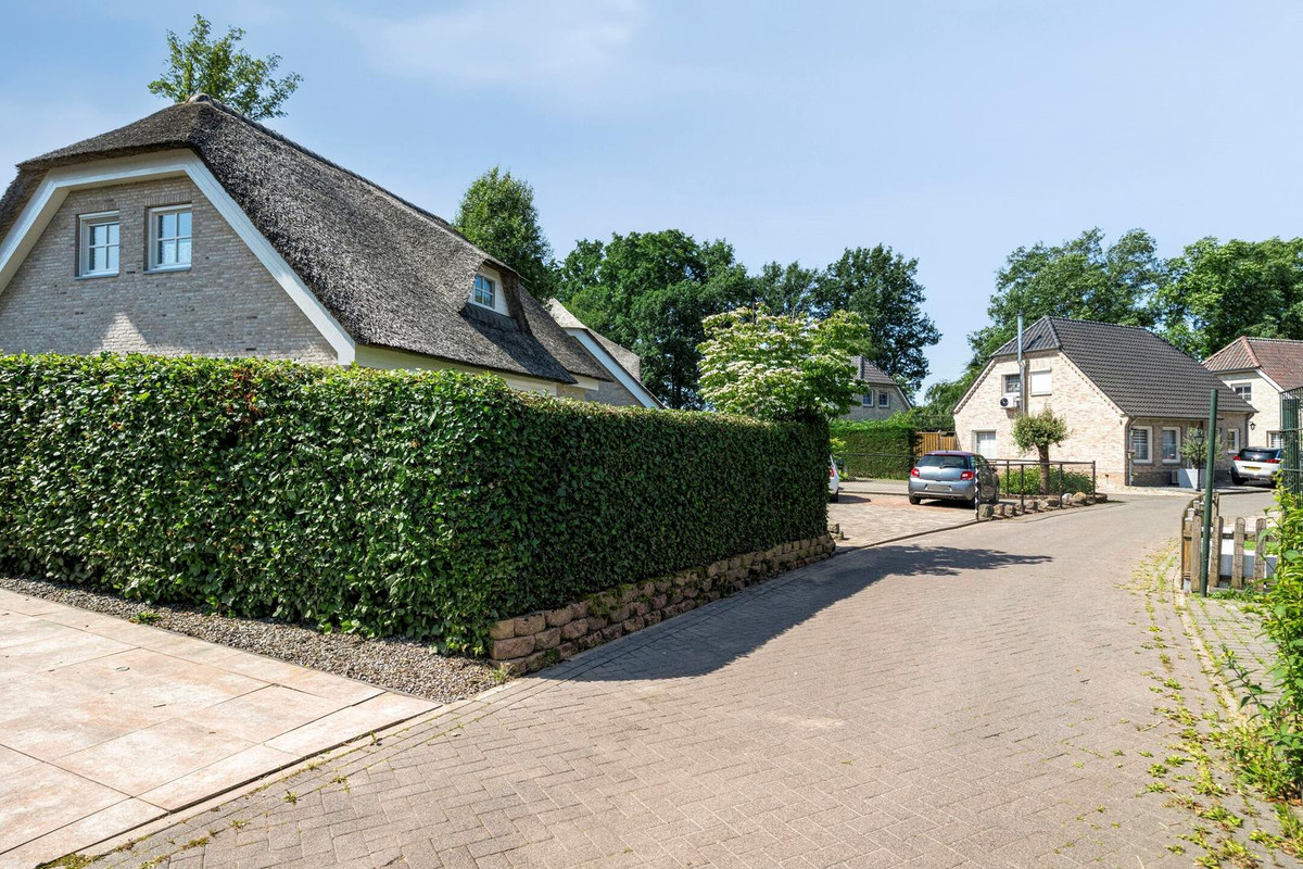 Vrijstaande woning te koop: Kleine Heistraat 16K388, Wernhout