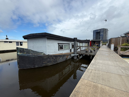 Woonschepenhaven 66