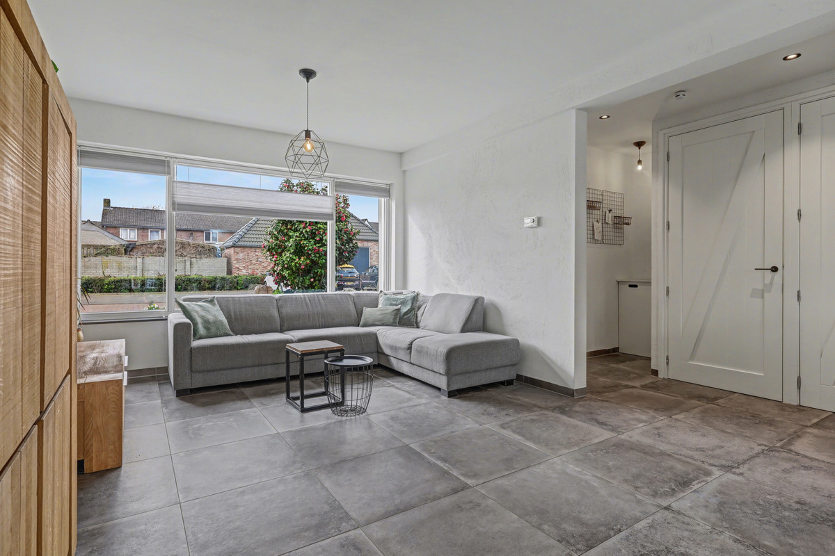 Tussenwoning te koop: Heuveleind 4, Steensel