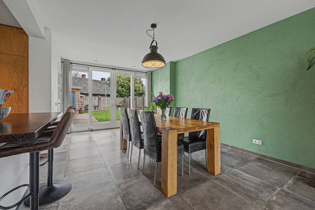 Tussenwoning te koop: Heuveleind 4, Steensel