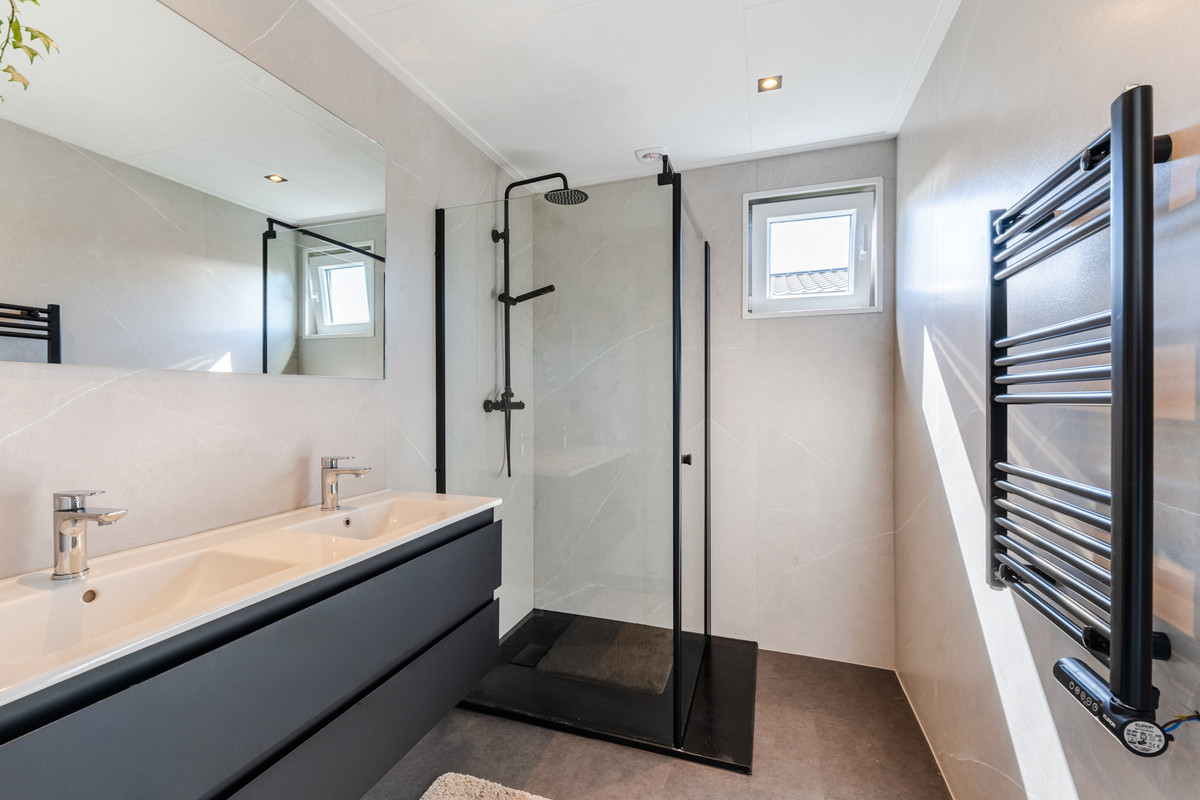 Vrijstaande woning te koop: Raakeindse Kerkweg 71B69, Molenschot