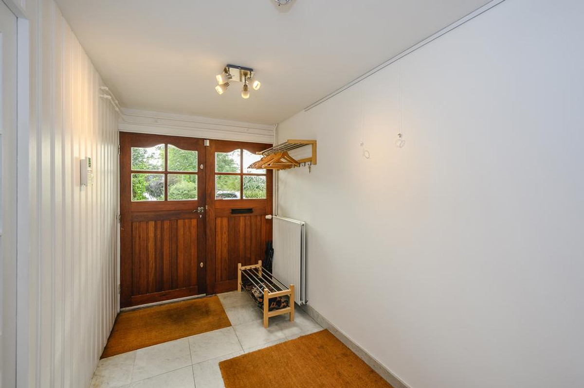 Tussenwoning te huur: Burgemeester Eliasstraat 61, Amsterdam