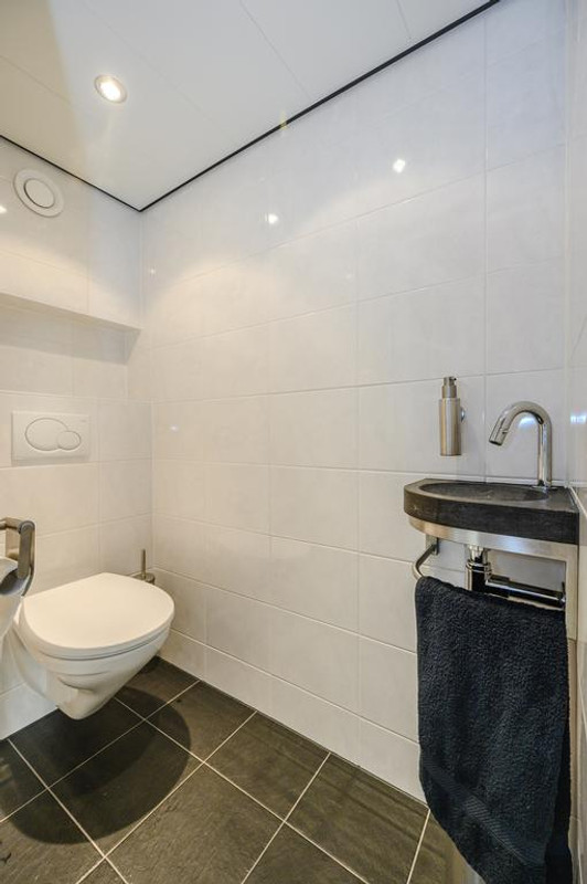 Tussenwoning te huur: Burgemeester Eliasstraat 61, Amsterdam