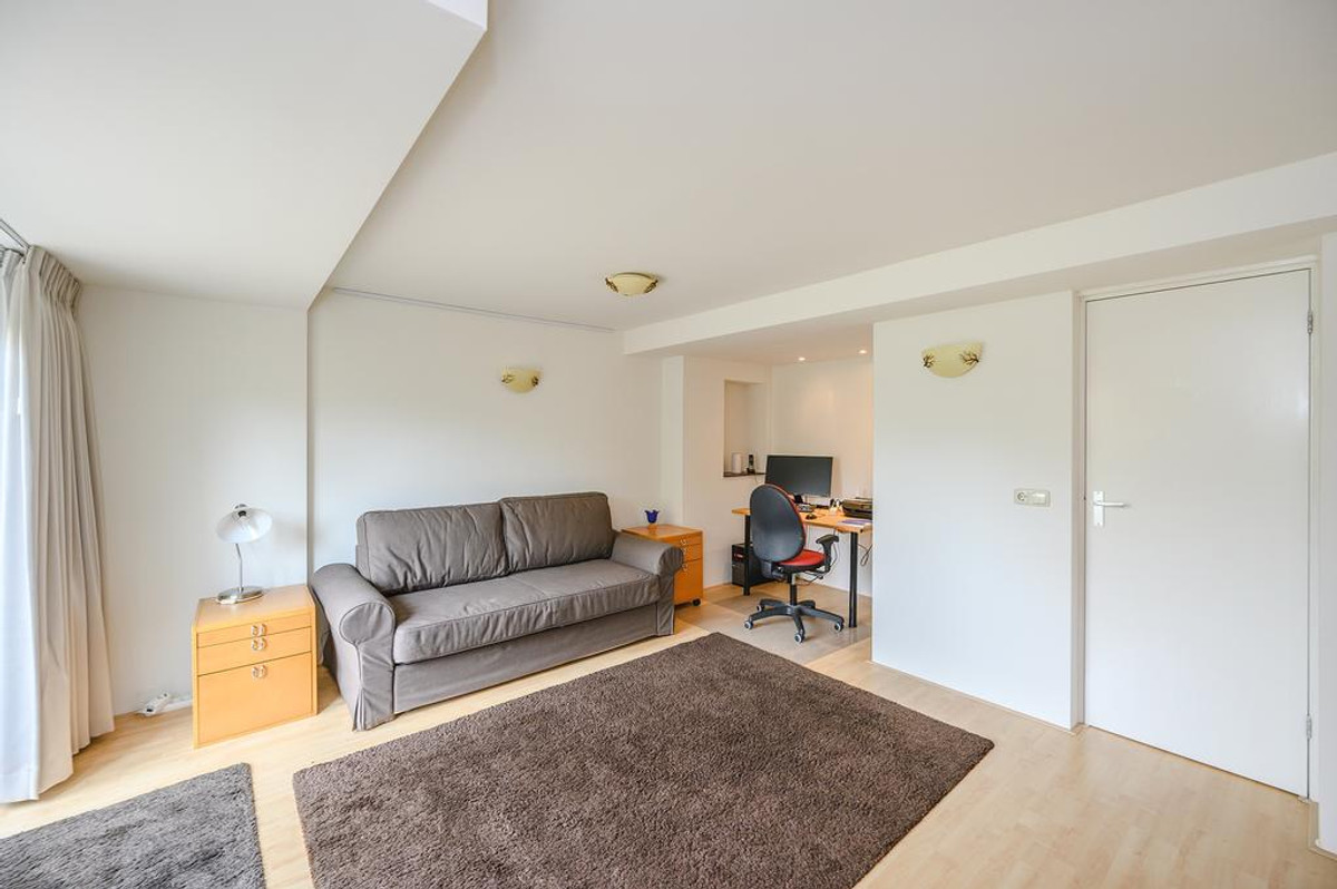 Tussenwoning te huur: Burgemeester Eliasstraat 61, Amsterdam