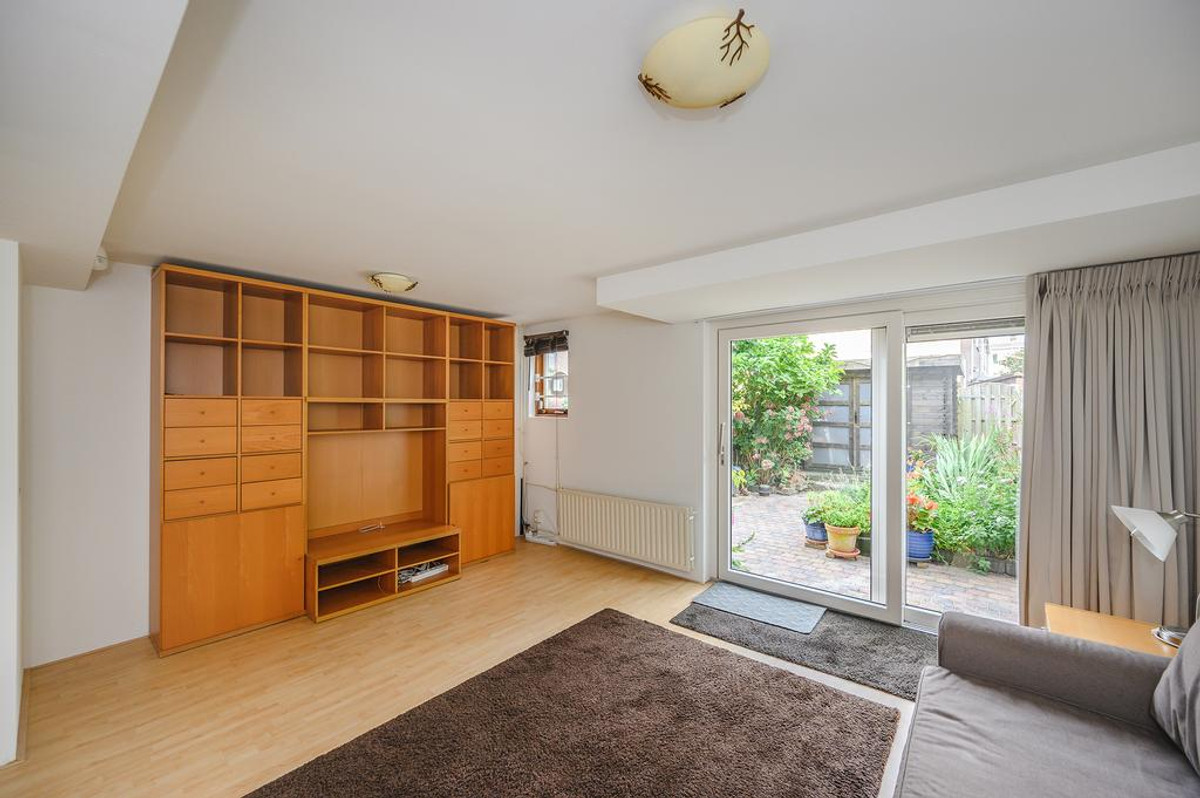 Tussenwoning te huur: Burgemeester Eliasstraat 61, Amsterdam