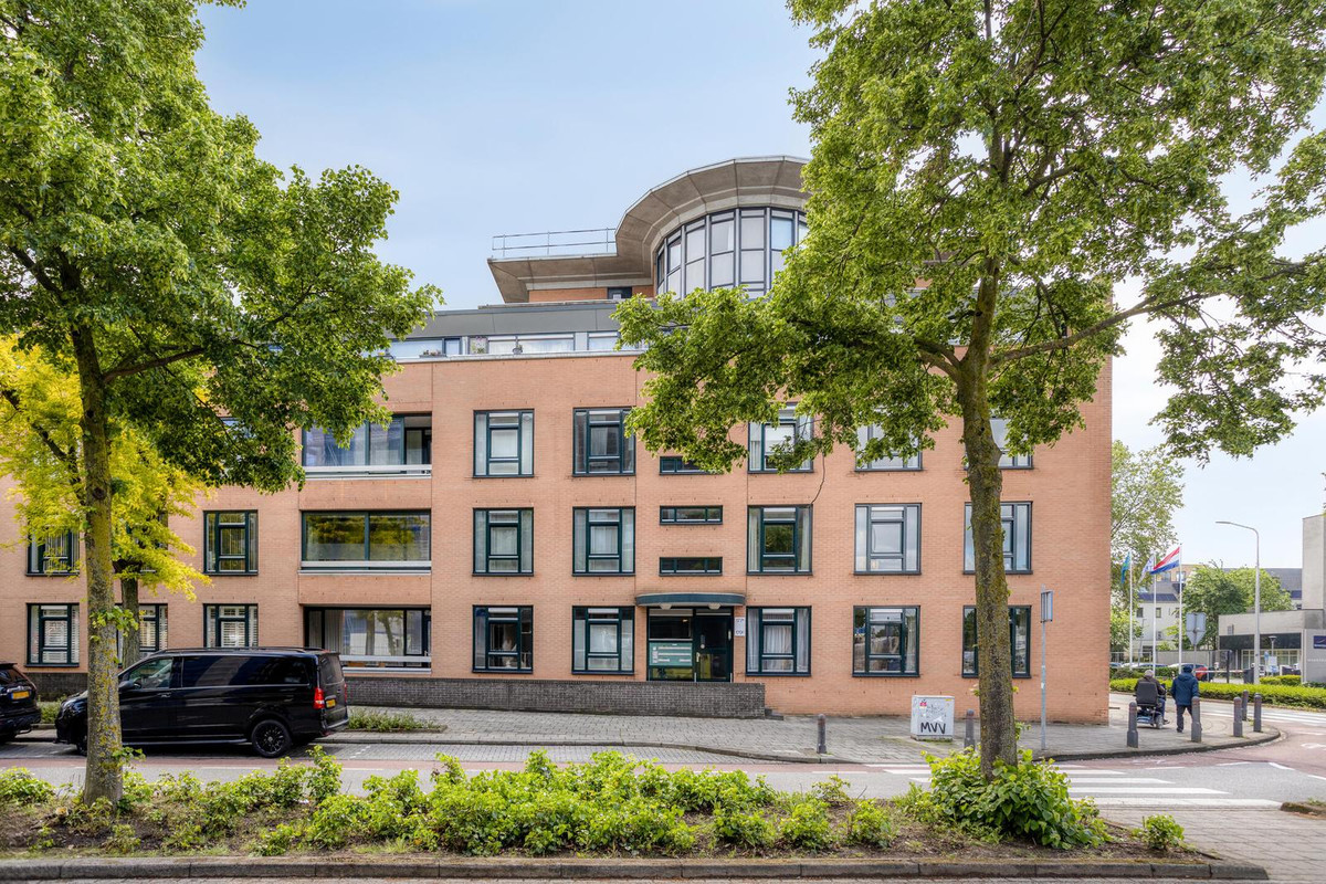 Appartement te koop: Adelbert van Scharnlaan 177A, Maastricht