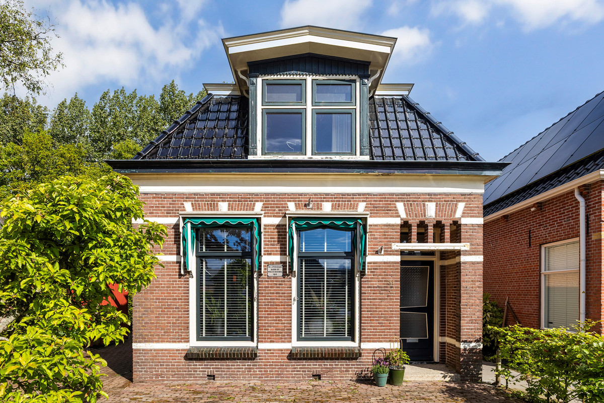 Vrijstaande woning te koop: Hermanawei 31, Minnertsga