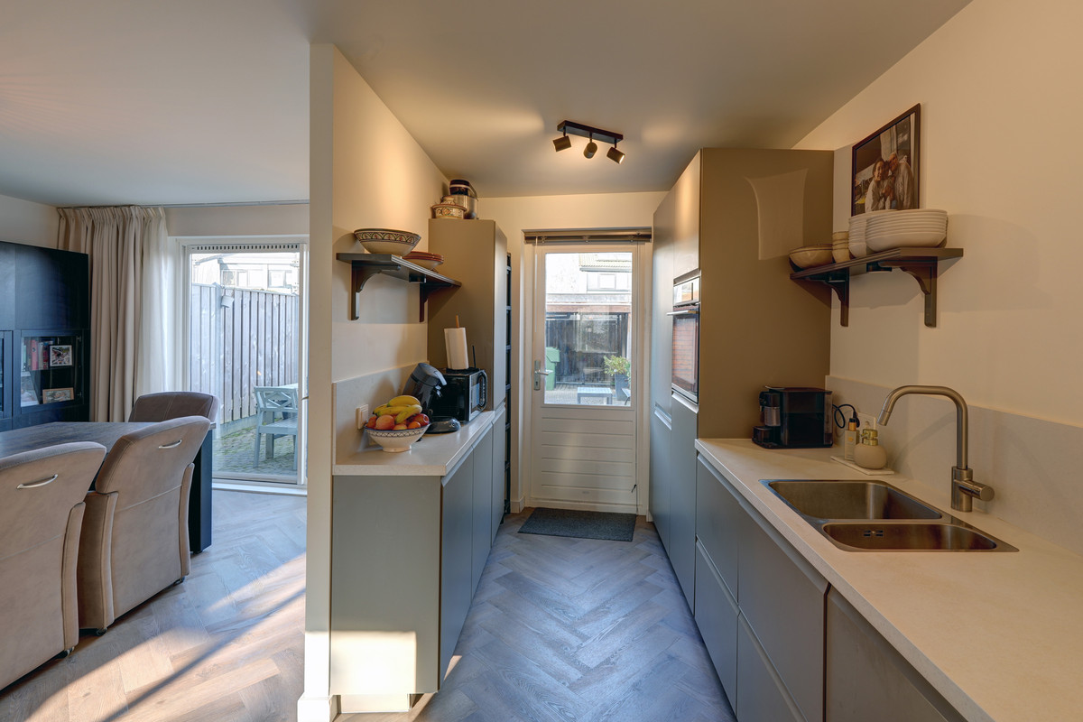 Tussenwoning te koop: Werfhof 12, Heerhugowaard