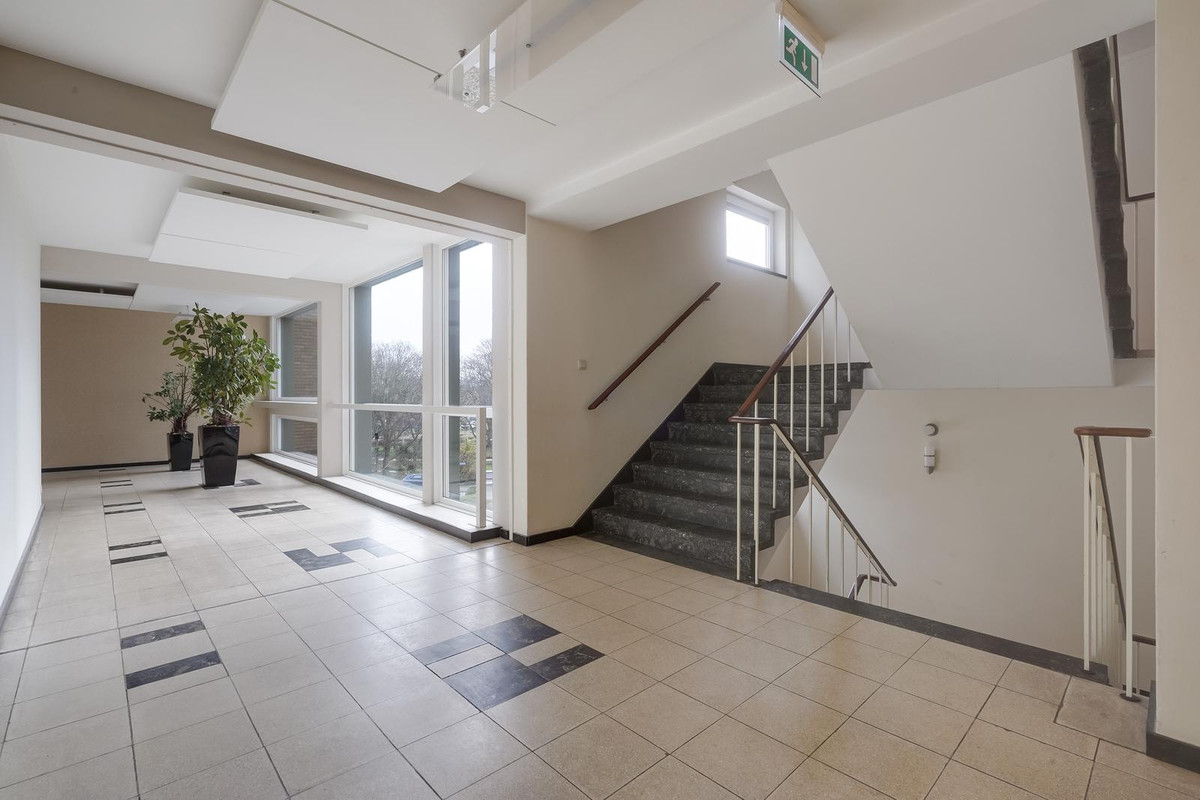 Studio te koop: Elisabeth Brugsmaweg 1-302, 'S-Gravenhage