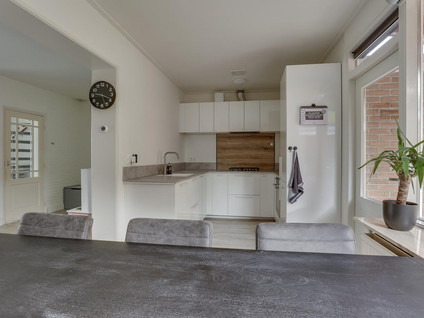 Van Hallstraat 2