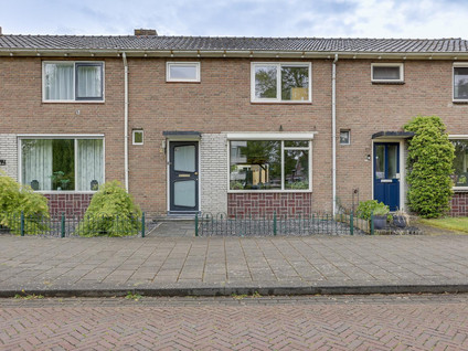 Van Hallstraat 2