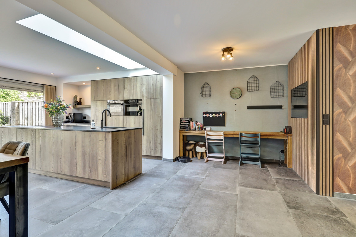 Twee-onder-één-kap te koop: Schoutstraat 53, Bladel