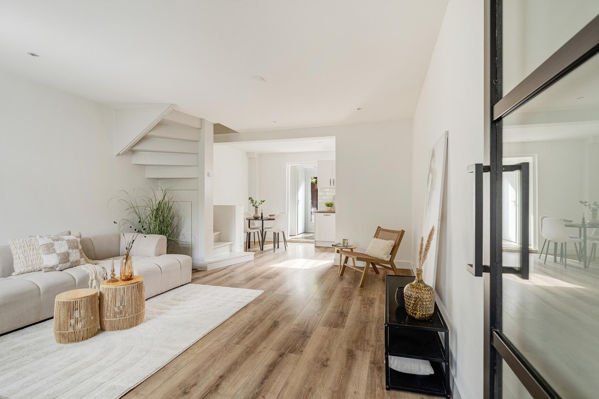 Tussenwoning te koop: Pernisser Molenweg 57, Pernis Rotterdam