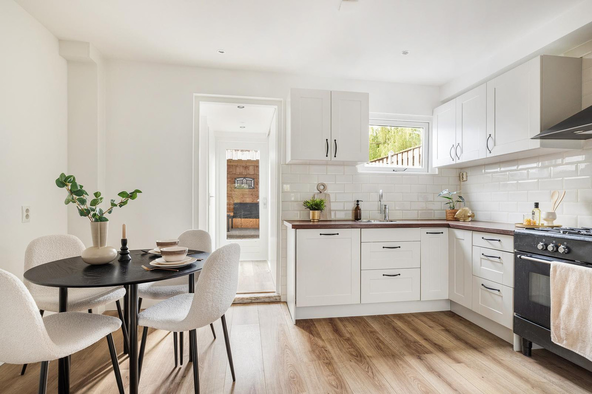 Tussenwoning te koop: Pernisser Molenweg 57, Pernis Rotterdam