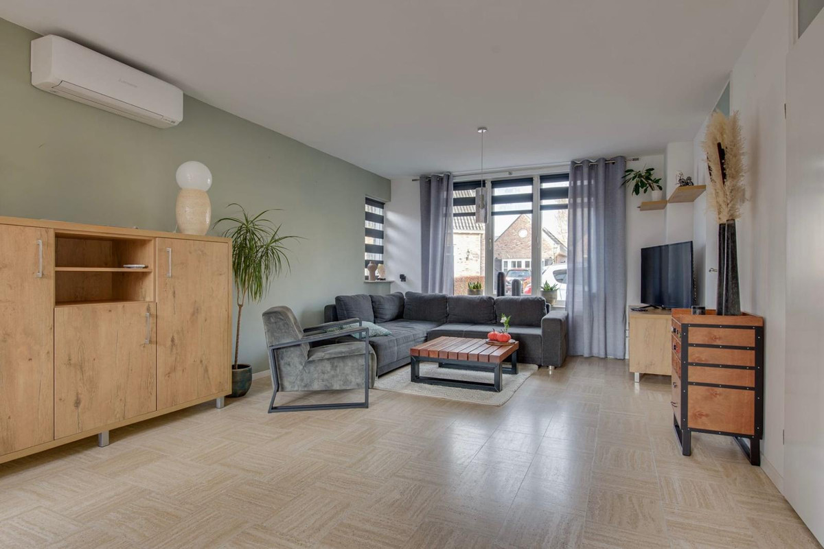 Hoekwoning te koop: De Aanstee 6, Diessen