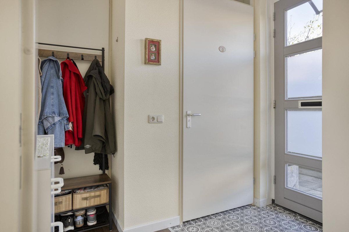Tussenwoning te koop: De Triomfboog 30, Enschede