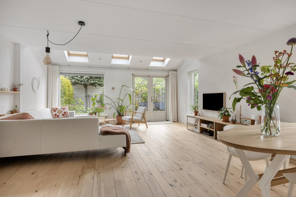 Hoekwoning te koop: Bleekveld 2, Den Hoorn