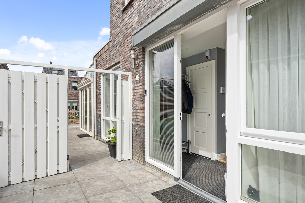 Vrijstaande woning te koop: Marcus Aureliuslaan 18, 'S-Gravenhage