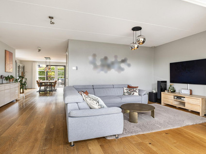 Dieuwert 9